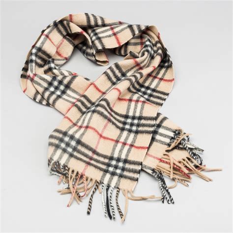 halsduk burberry|burberry scarf 2024.